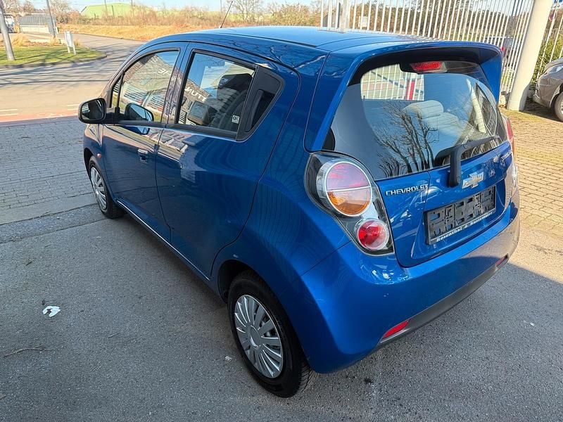 Usata Chevrolet Spark 68 CV (50 kW) 2011 Blu Utilitaria