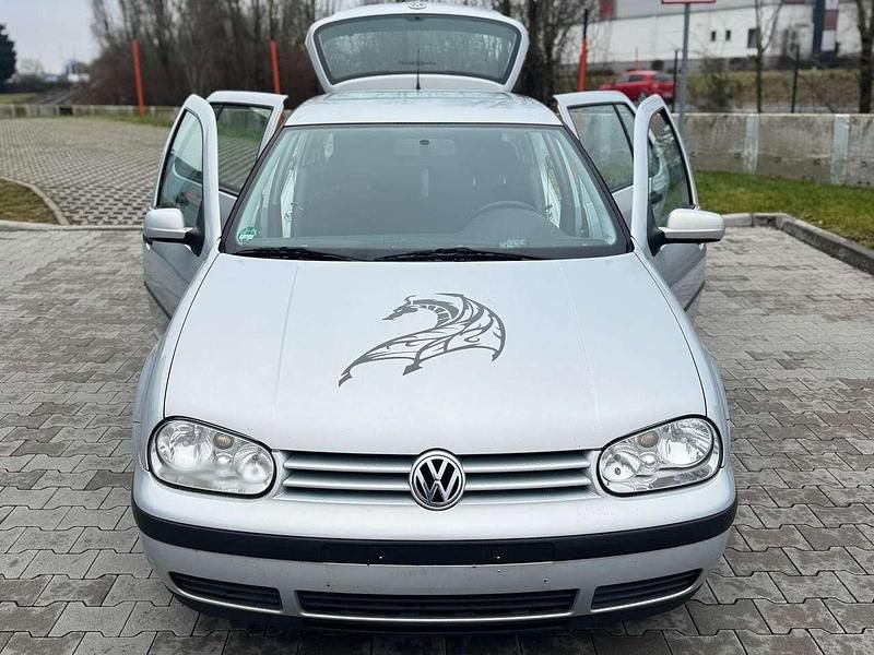 Gebraucht VW Golf IV 101 PS (74 kW) 2001 Silber Kleinwagen