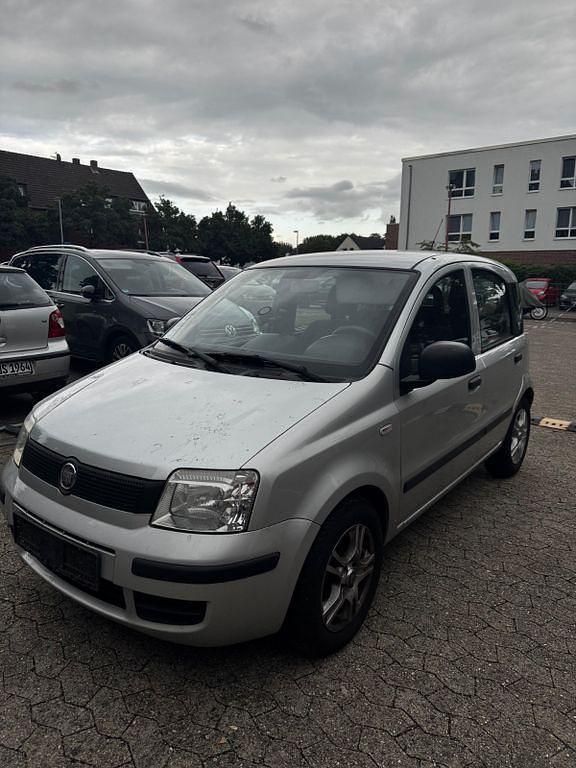 Silber Gebraucht 2012 Fiat Panda Kleinwagen | 2.500 € (Superpreis) - Bild 1/4
