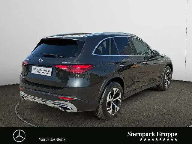 Gebraucht Mercedes GLC300de 333 PS (244 kW) 2025 Grau SUV