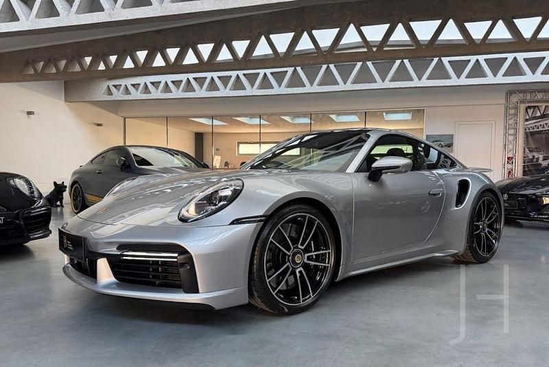 Gebraucht Porsche 992 581 PS (427 kW) 2024 Silber Coupé