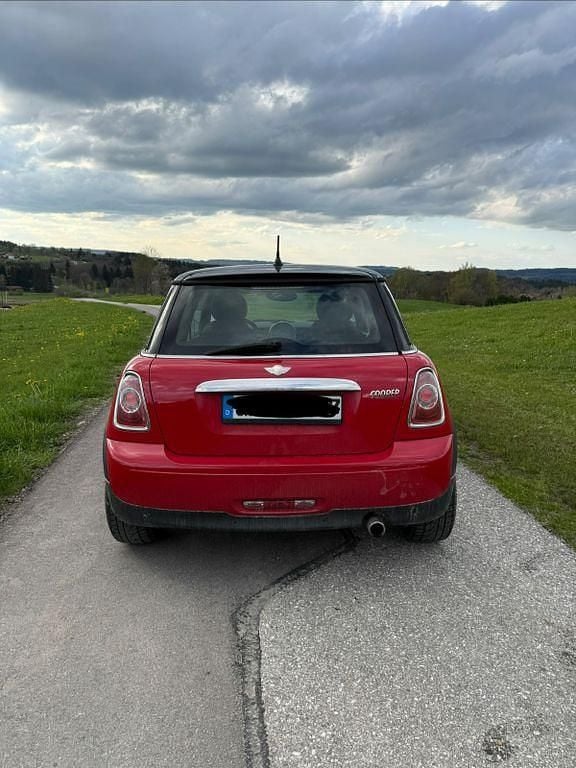 Gebraucht Mini Cooper 122 PS (89 kW) 2011 Rot Kleinwagen