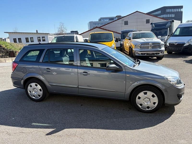 Gebraucht Opel Astra Edition 105 PS (77 kW) 2007 Grau Kombi