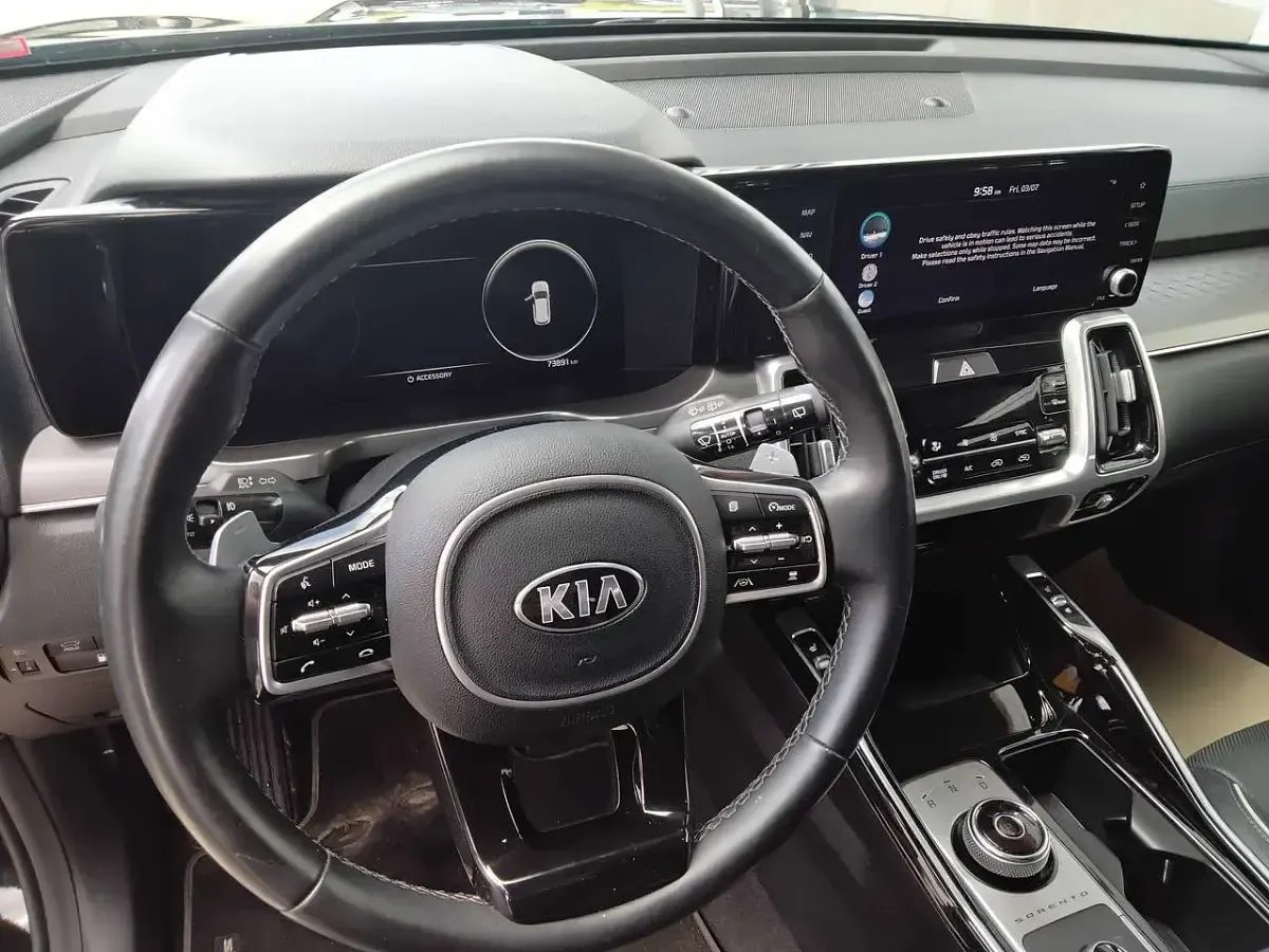 Gebraucht Kia Sorento Platinum 179 PS (131 kW) 2021 (abp) auroraschwarz met. SUV