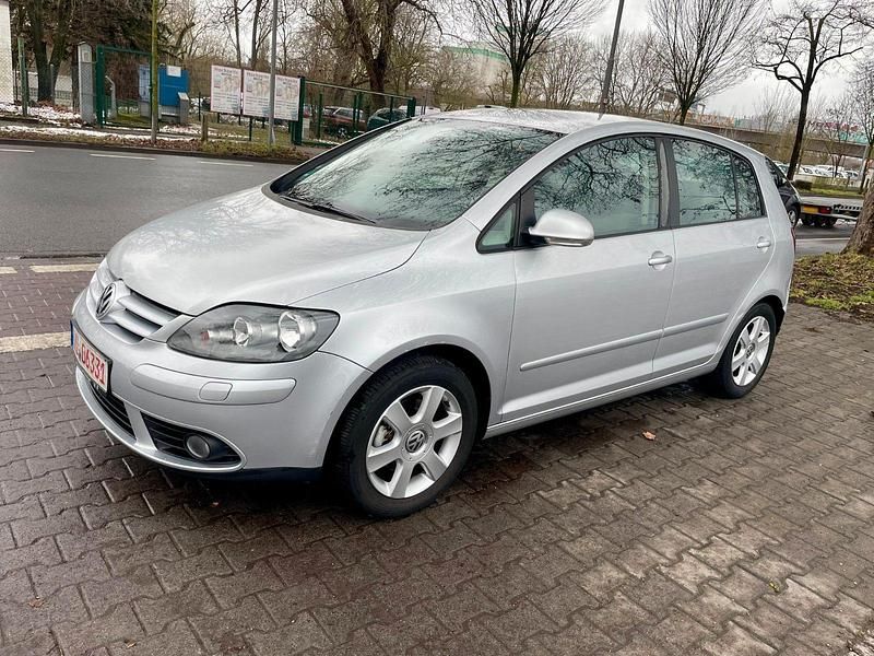 Gebraucht VW Golf IV 101 PS (74 kW) 2005 Silber Limousine