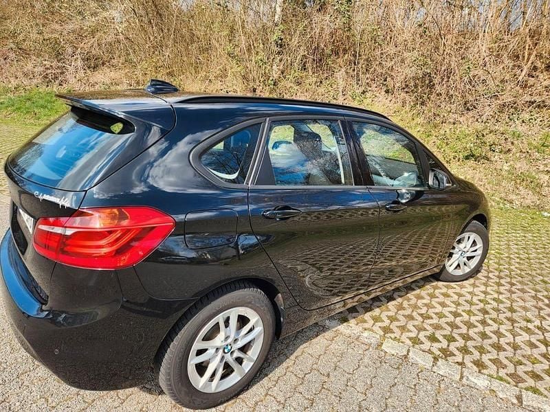 Gebraucht BMW 218 Active Tourer 150 PS (110 kW) 2017 Schwarz Van / Kleinbus