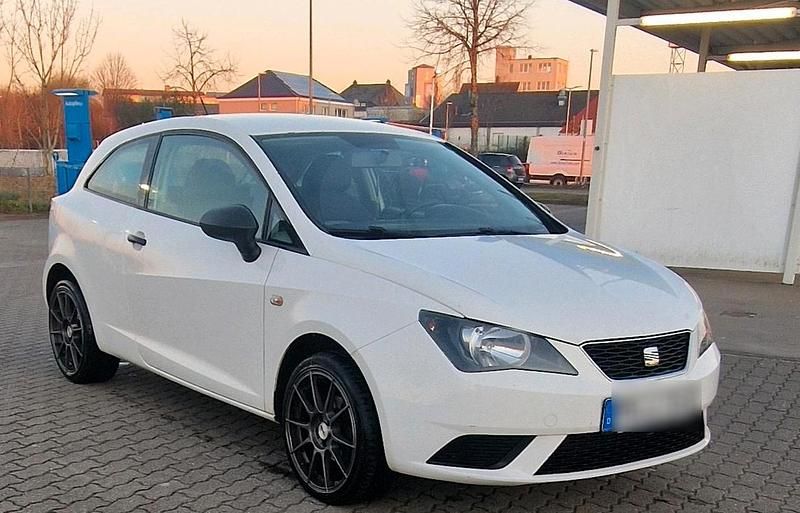 Weiß Gebraucht 2014 Seat Ibiza Kleinwagen | 2.000 € (Superpreis) - Bild 1/4