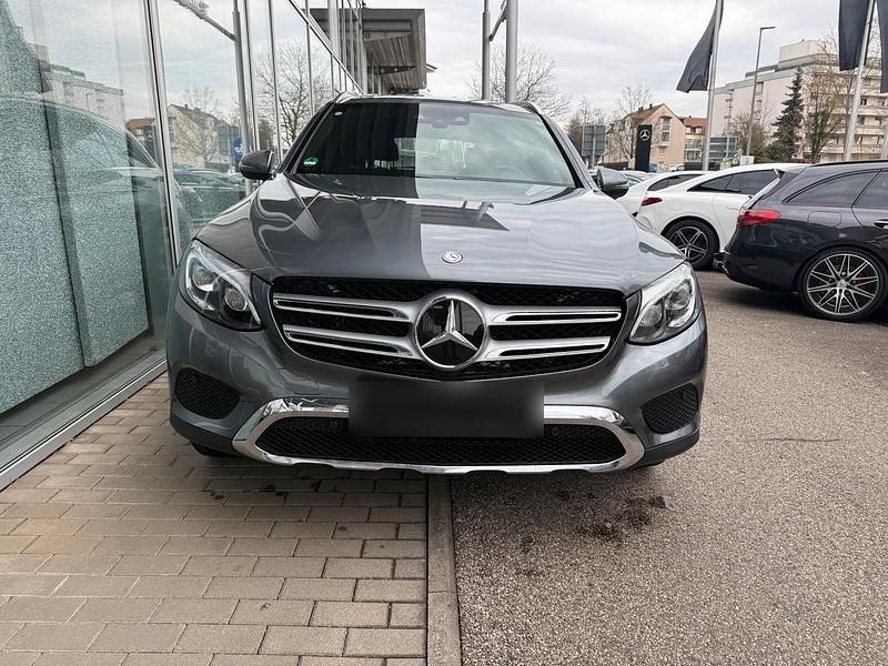 Gebraucht Mercedes GLC250 204 PS (150 kW) 2016 Grau SUV