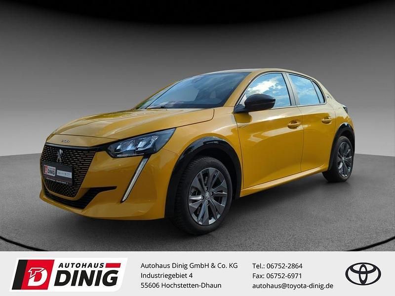 Gelb Gebraucht 2022 Peugeot e-208 Active Kleinwagen | 16.800 € (Fairer Preis) - Bild 1/4