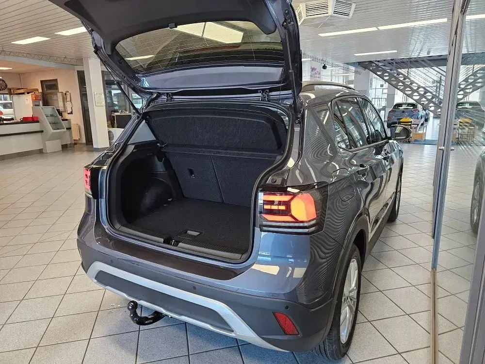 Neu VW T-Cross Life 116 PS (85 kW) 2026 Rauchgraumet. SUV