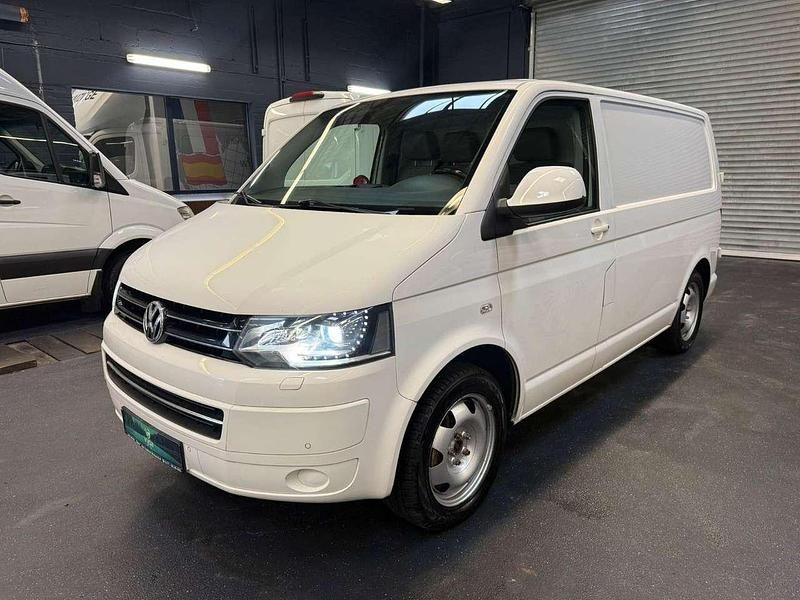 Gebraucht VW Transporter 179 PS (131 kW) 2013 Candyweiß Van