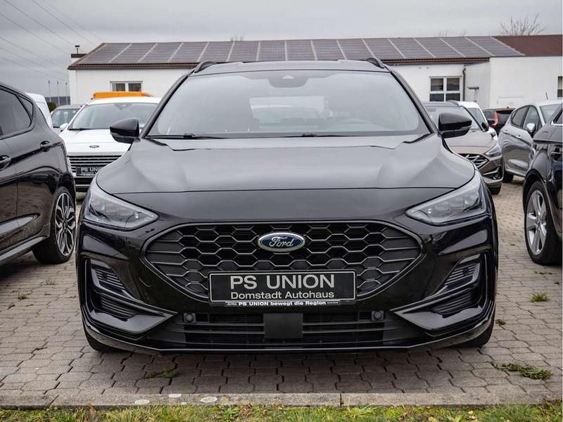 Gebraucht Ford Focus ST-Line 116 PS (85 kW) 2023 Obsidianschwarz Kombi