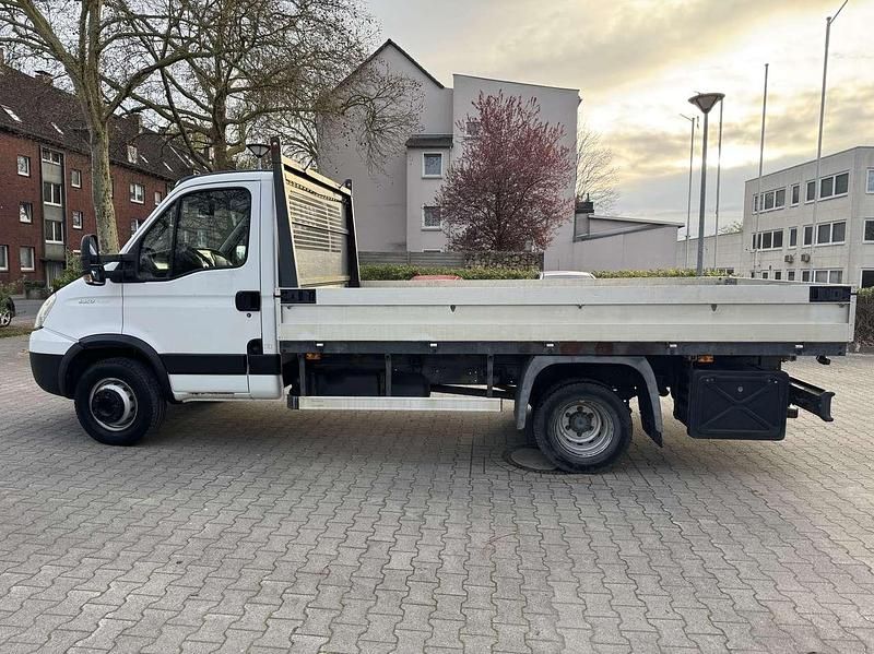 Gebraucht Iveco Daily 170 PS (125 kW) 2011 Weiß Van