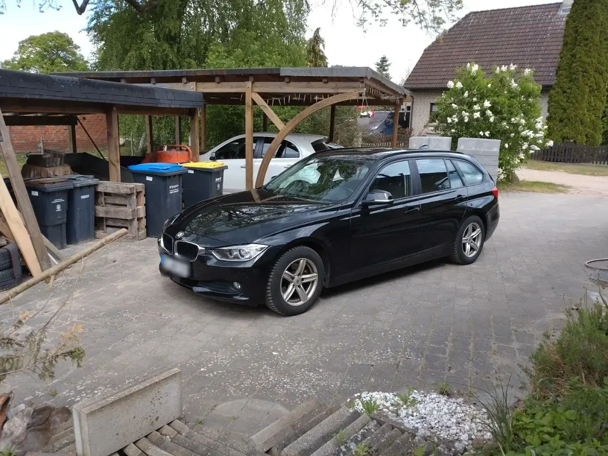 Second-hand BMW 320 Sport Line 2013 Negru Break