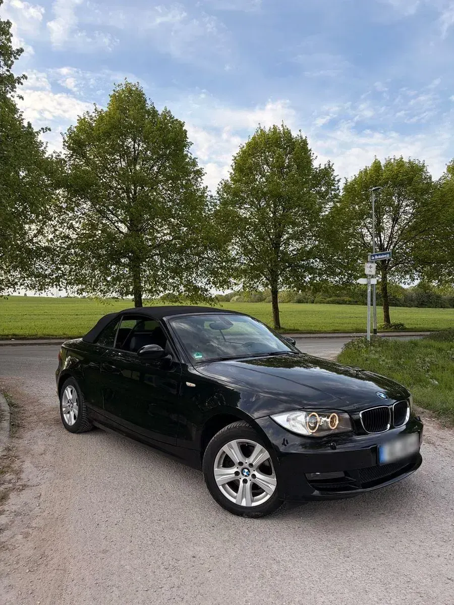Gebraucht BMW 120 Cabriolet 177 PS (130 kW) 2009 Schwarz Cabrio