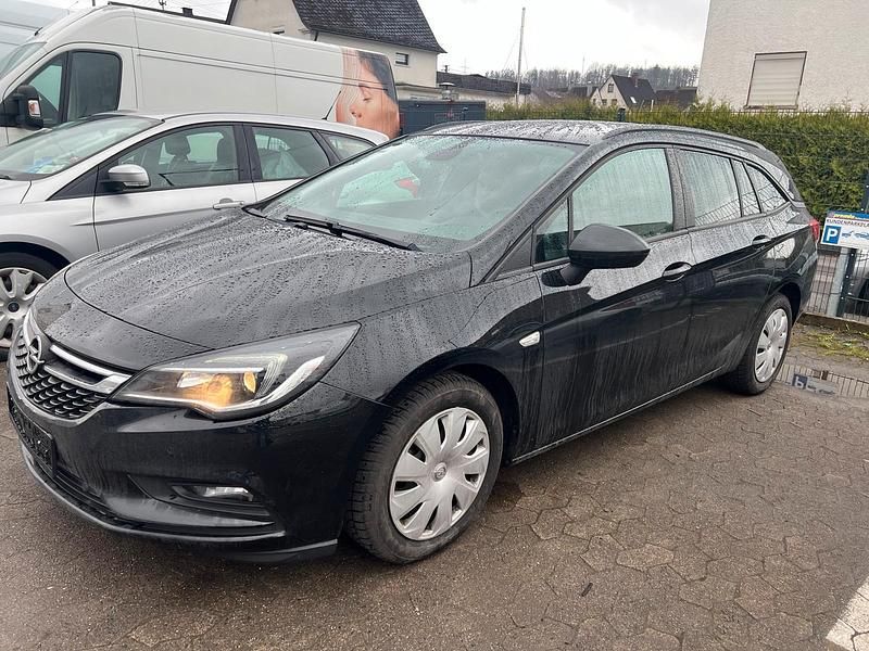 Gebraucht Opel Astra 136 PS (100 kW) 2017 Schwarz Kombi