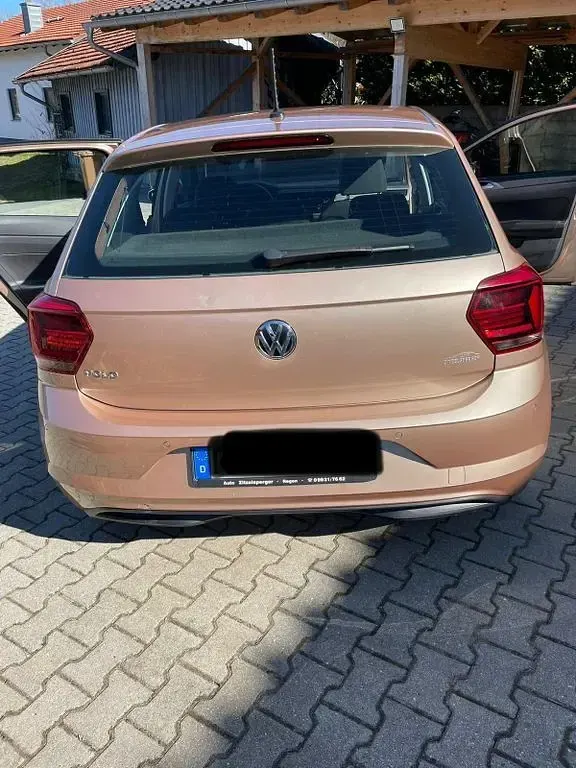 Gebraucht VW Polo 95 PS (69 kW) 2019 Gold Kleinwagen