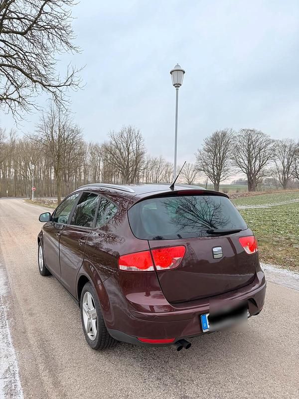 Gebraucht Seat Altea 140 PS (102 kW) 2007 Braun Van / Kleinbus