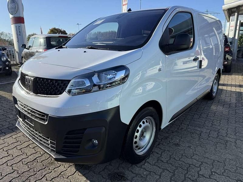 Weiß Gebraucht 2023 Fiat Scudo Van / Kleinbus | 25.990 € (Fairer Preis) - Bild 1/4