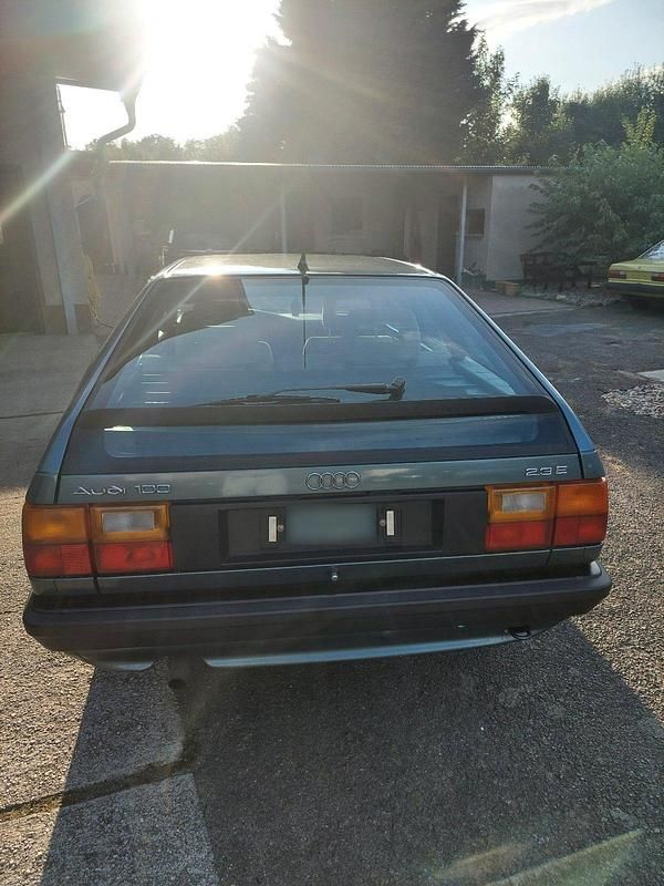 Gebraucht Audi 100 136 PS (100 kW) 1988 Blau Kombi