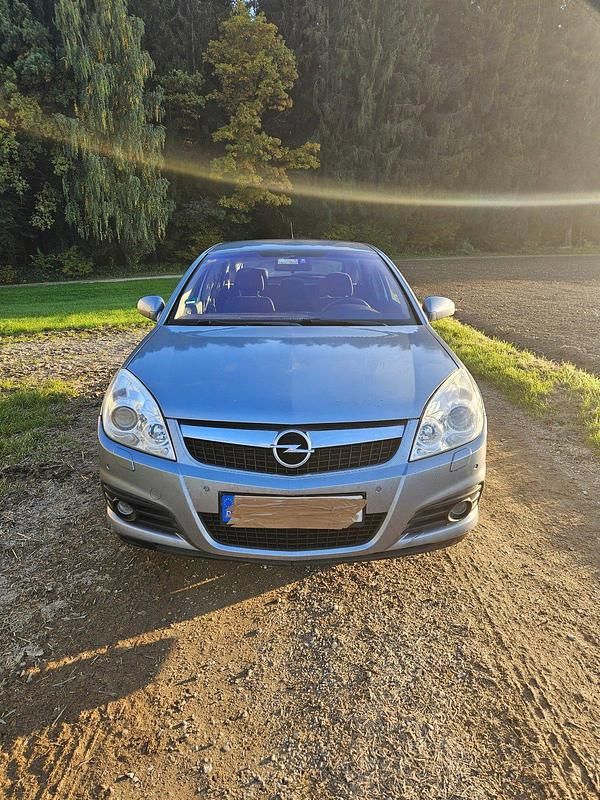 Silber Gebraucht 2007 Opel Vectra Limousine | 2.000 € (Fairer Preis) - Bild 1/4