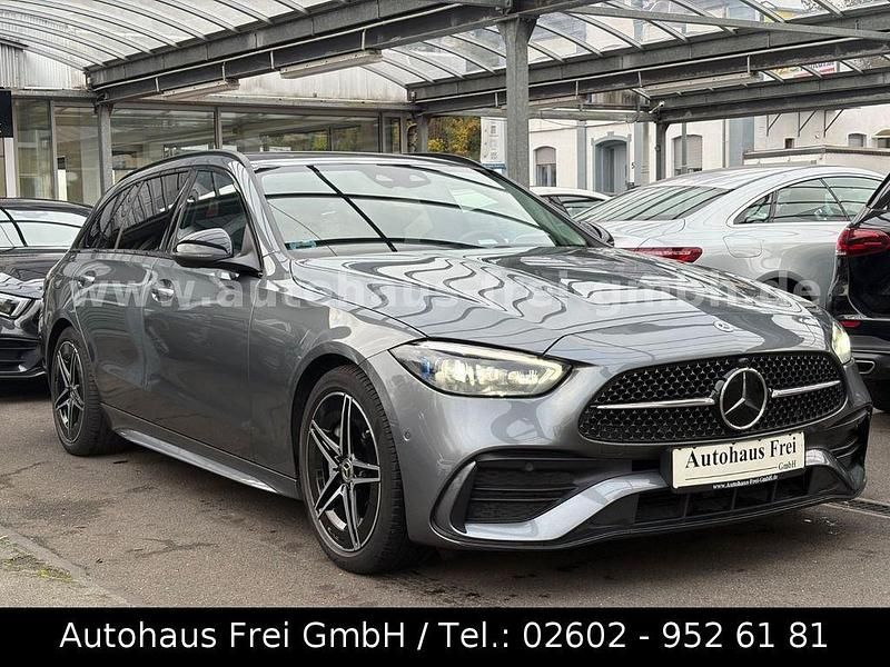Grau Gebraucht 2023 Mercedes C180 AMG line Kombi | 29.990 € (Teuer) - Bild 1/4
