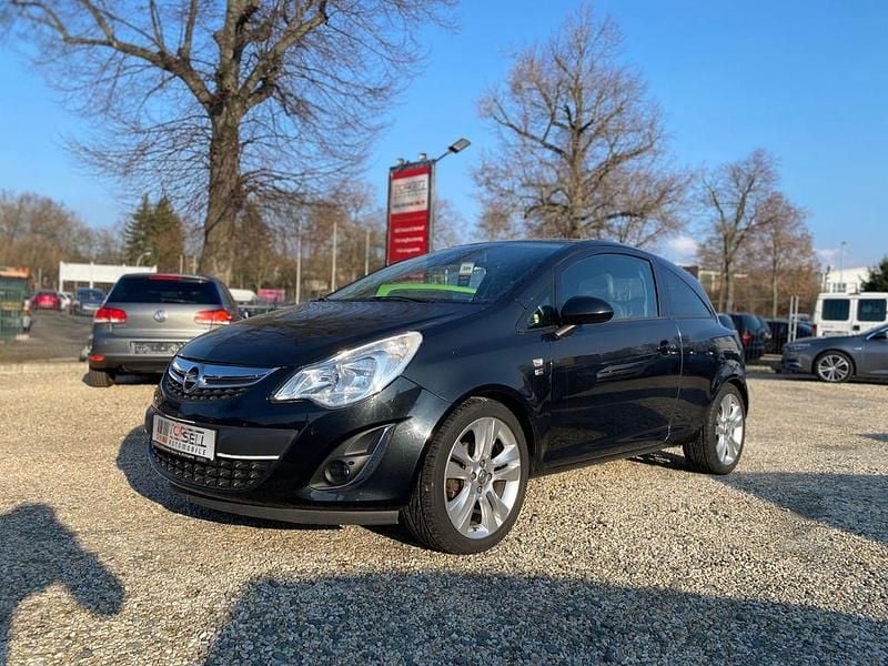 Gebraucht Opel Corsa 87 PS (63 kW) 2012 Schwarz Kleinwagen