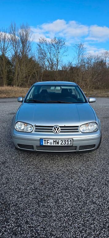 Gebraucht VW Golf IV Pacific 75 PS (55 kW) 2003 Silber Kleinwagen