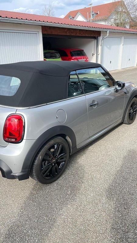 Gebraucht Mini Cooper Cabriolet 100 PS (73 kW) 2023 Silber Cabrio