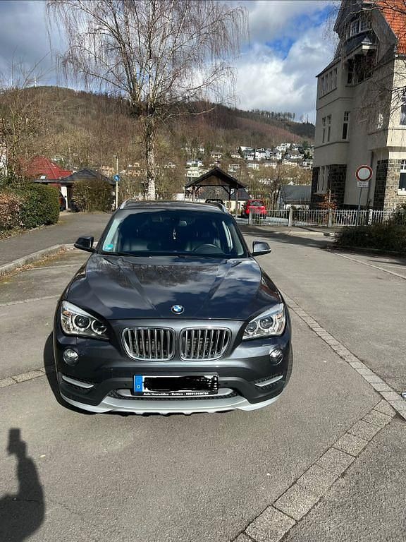Gebraucht BMW X1 xLine 143 PS (105 kW) 2014 Grau SUV