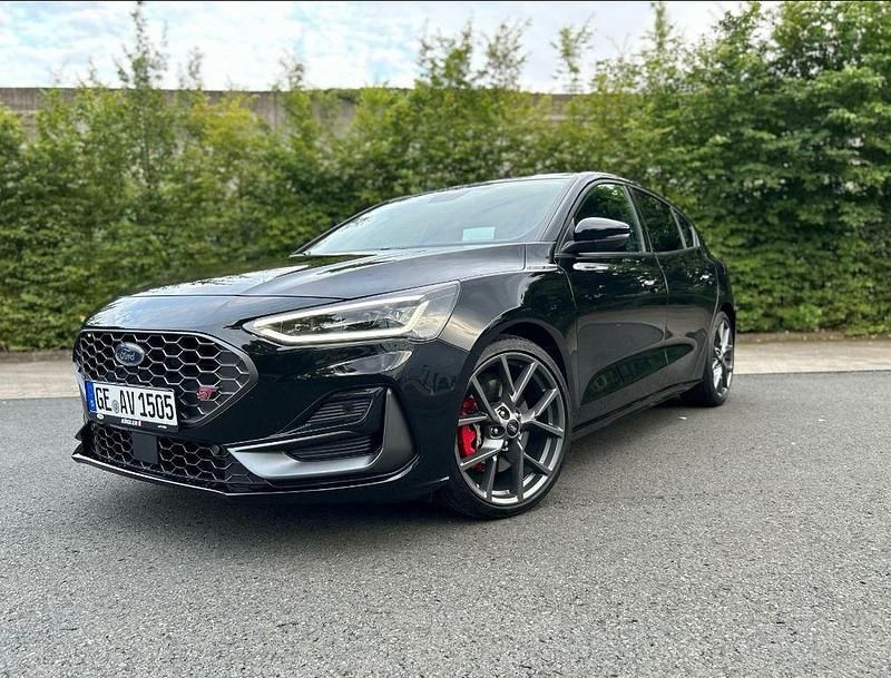 Gebraucht Ford Focus ST 280 PS (205 kW) 2022 Schwarz Limousine