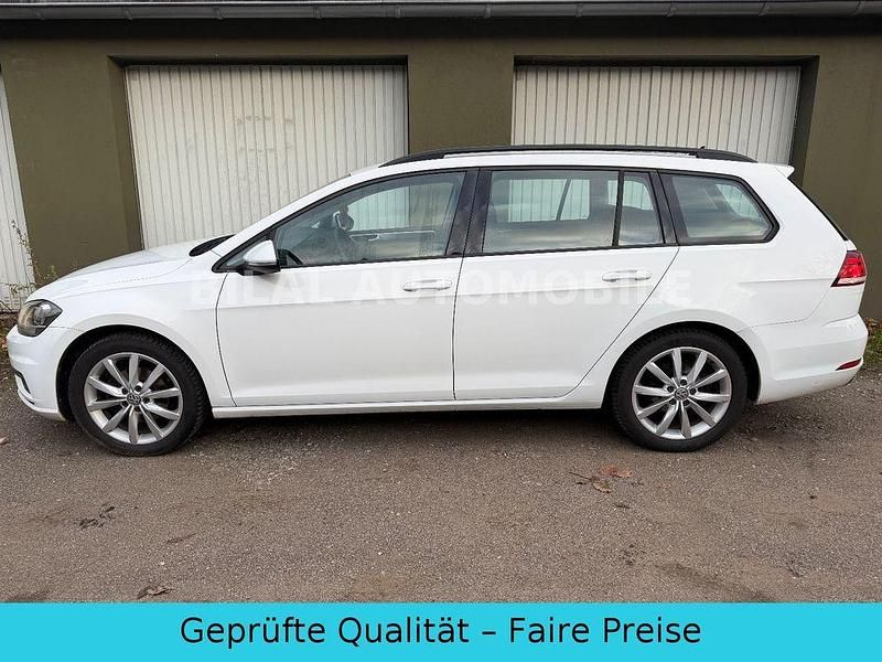 Gebraucht VW Golf VII 116 PS (85 kW) 2020 Weiß Kombi