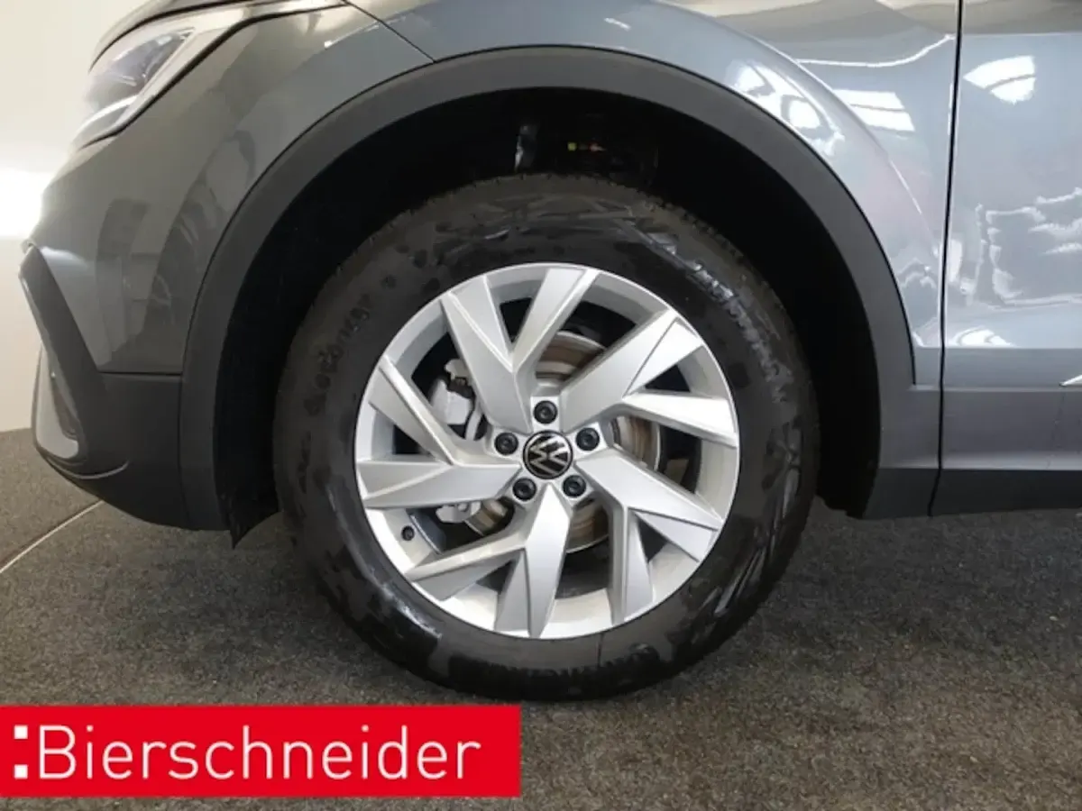 Gebraucht VW Tiguan Allspace Life 150 PS (110 kW) 2024 SUV