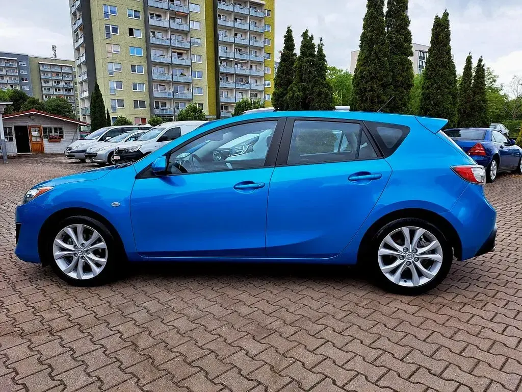 Gebraucht Mazda 3 105 PS (77 kW) 2011 Blau Limousine