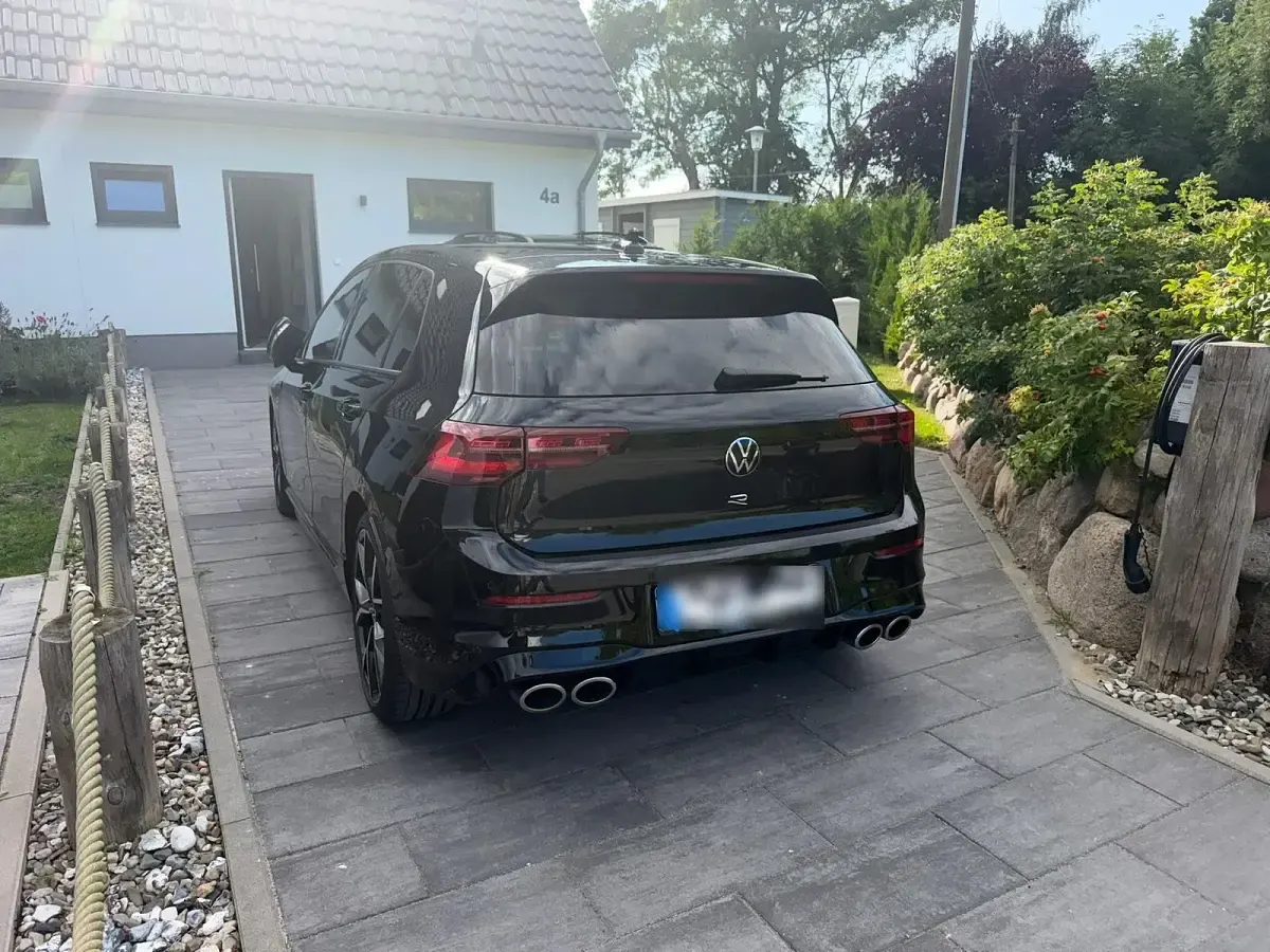 Gebraucht VW Golf VIII R 320 PS (235 kW) 2022 Schwarz Limousine
