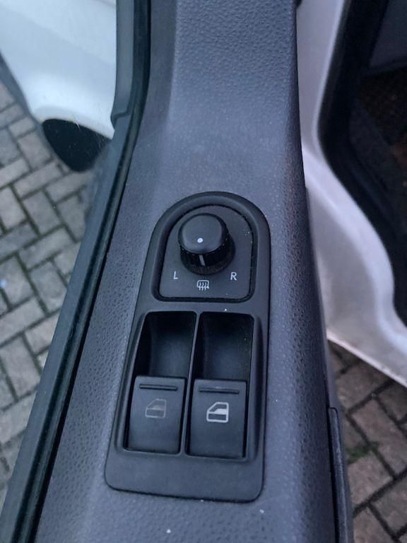 Gebraucht VW T5 102 PS (75 kW) 2008 Weiß Van