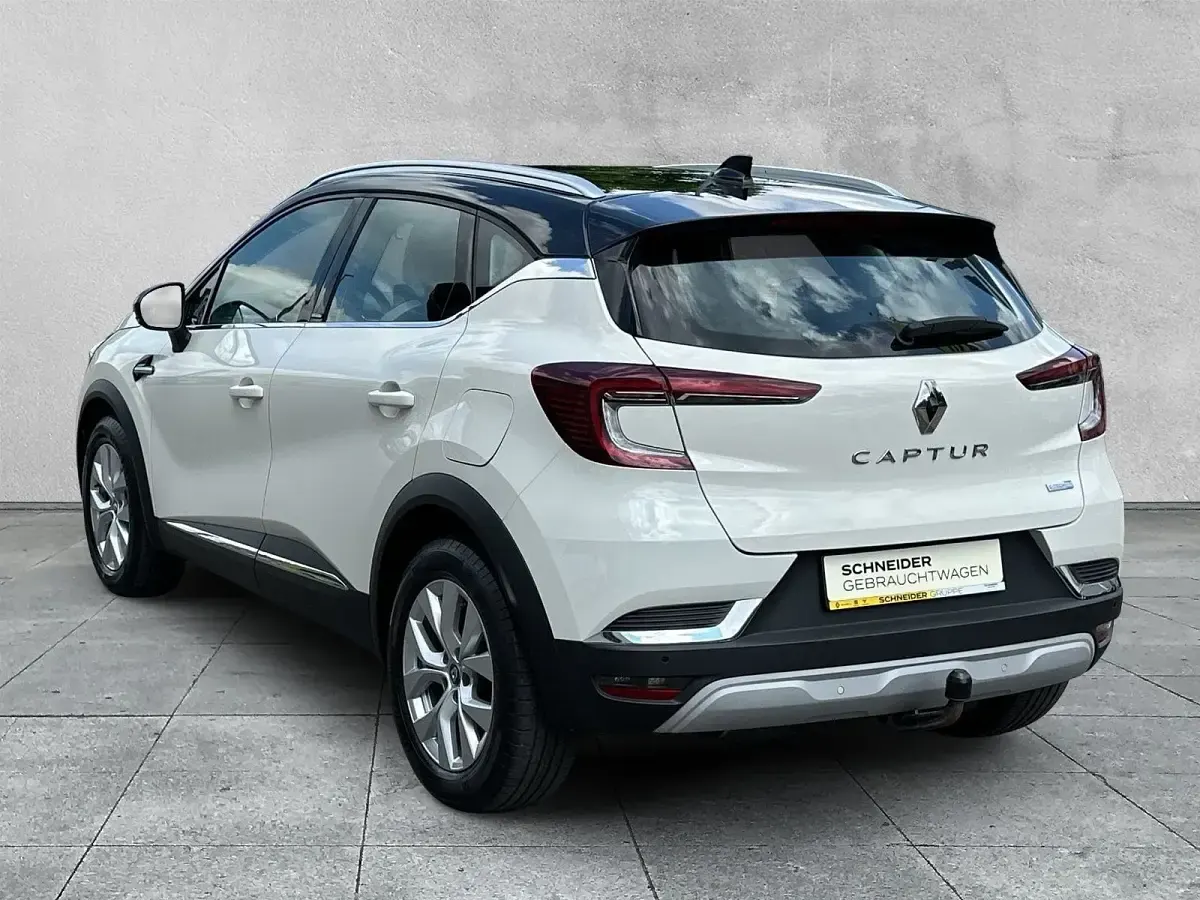 Gebraucht Renault Captur Intens 159 PS (116 kW) 2021 Weiß SUV