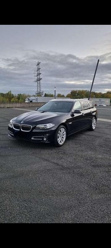 Schwarz Gebraucht 2016 BMW 530 Sport Line Kombi | 20.500 € (Superpreis) - Bild 1/4