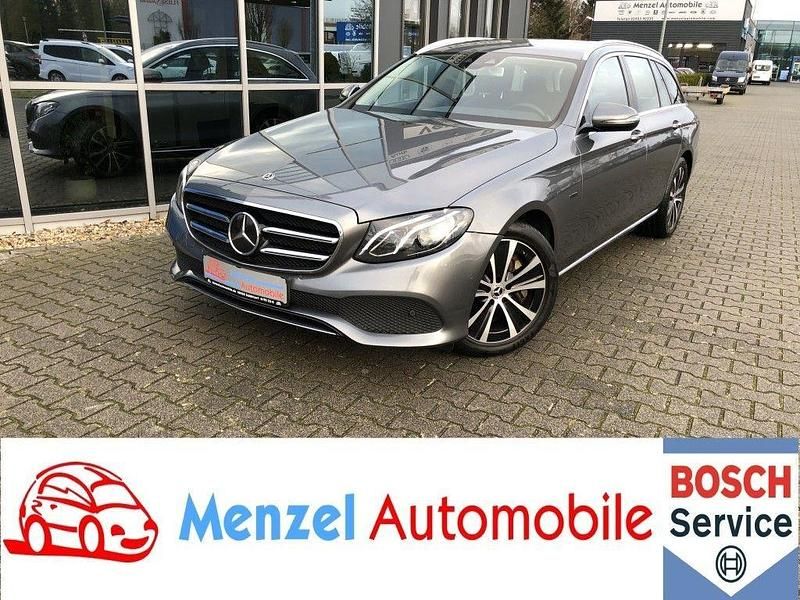 Gebraucht Mercedes E300 Avantgarde 306 PS (225 kW) 2019 Grau Limousine