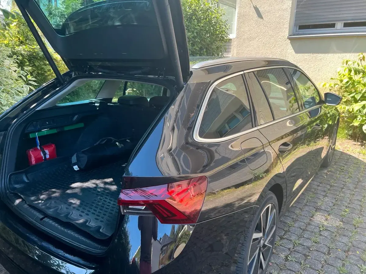 Gebraucht Skoda Octavia 204 PS (150 kW) 2020 Schwarz Kombi