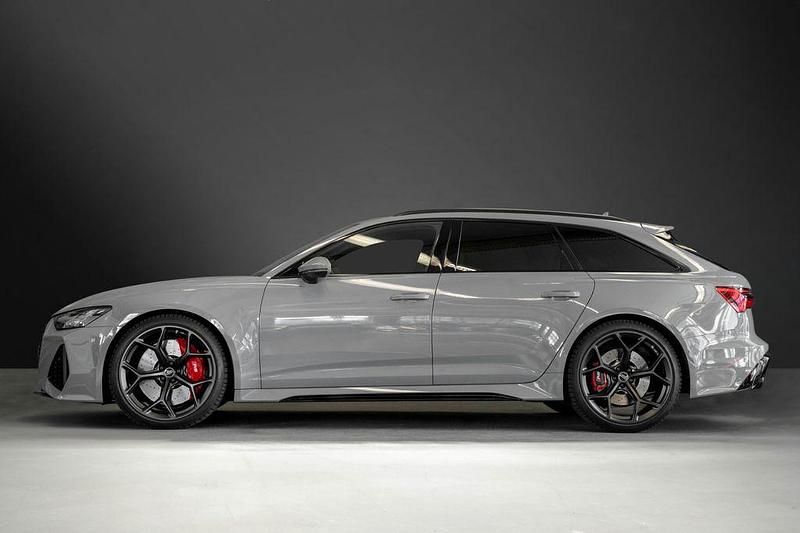 Gebraucht Audi RS6 Performance 630 PS (463 kW) 2025 Grau Kombi