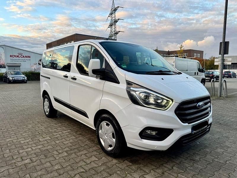 Gebraucht Ford Transit 131 PS (96 kW) 2022 Weiß Kombi