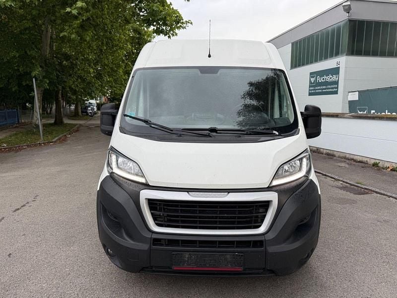 Weiß Gebraucht 2021 Peugeot Boxer Premium Van | 8.500 € - Bild 1/4