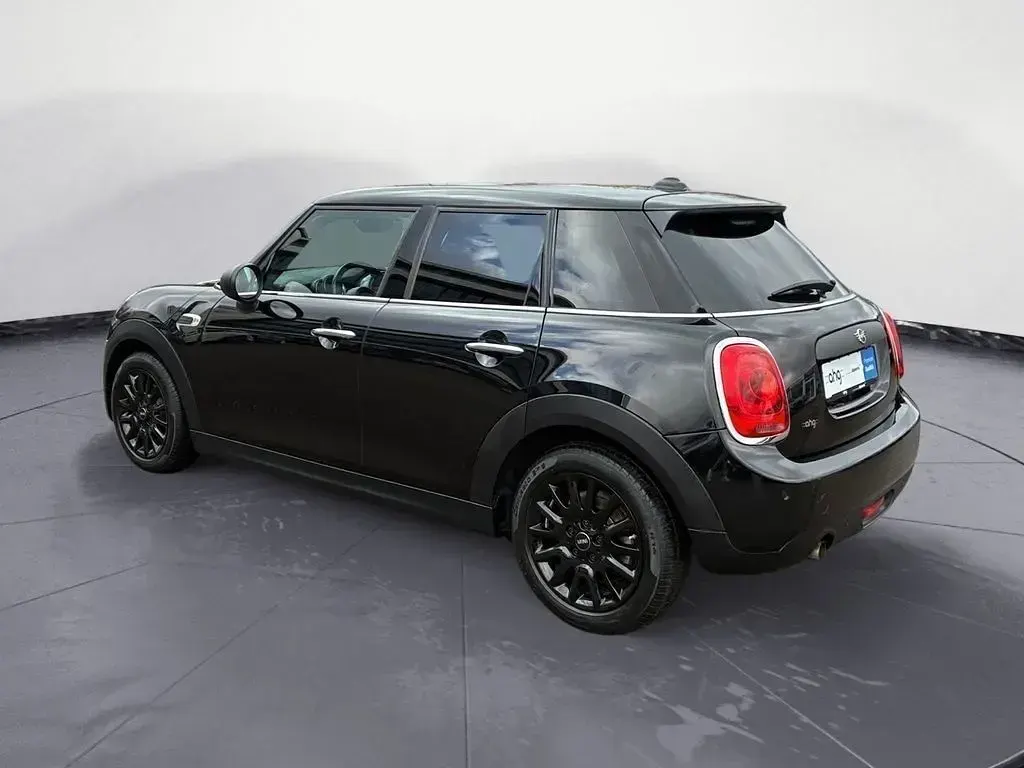 Usado Mini ONE 102 HP (75 kW) 2019 Preto Citadino