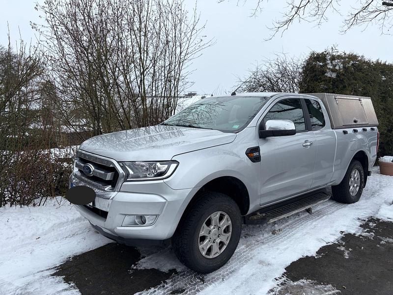 Gebraucht Ford Ranger 160 PS (117 kW) 2018 Silber Abholung