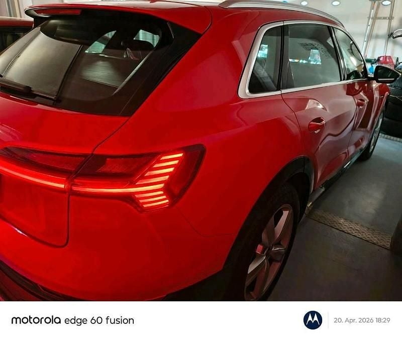 Gebraucht Audi e-tron S-Line 300 kW (408 PS) 2021 Rot SUV