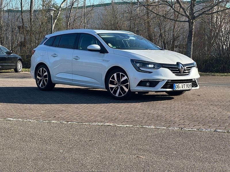 Gebraucht Renault Mégane GrandTour Bose Edition 163 PS (119 kW) 2018 Weiß Kombi