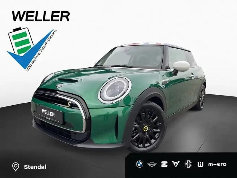 British racing green (dunkelgrün) Gebraucht 2022 Mini Cooper SE Classic Kleinwagen | 16.250 € (Guter Preis) - Bild 1/3