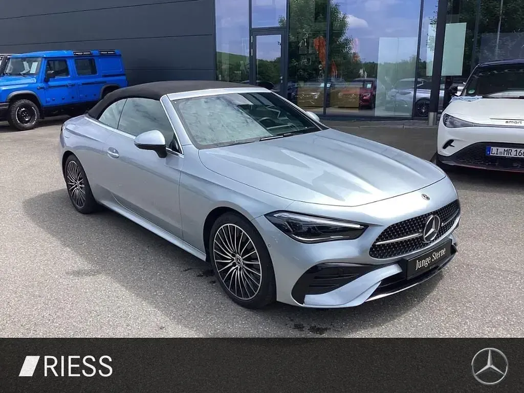 Gebraucht Mercedes CLE300 AMG 258 PS (189 kW) 2024 Metalliclack hightechsilber Cabrio