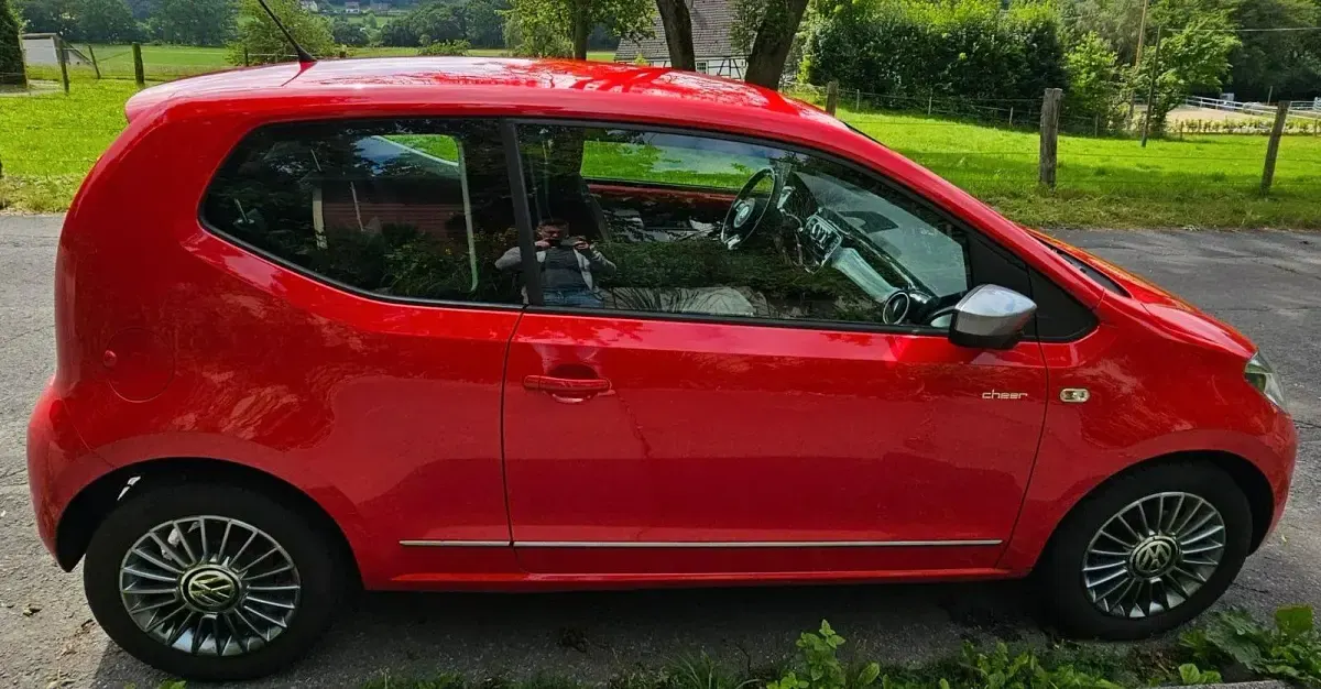 Gebraucht VW up! 60 PS (44 kW) 2014 Rot Kleinwagen